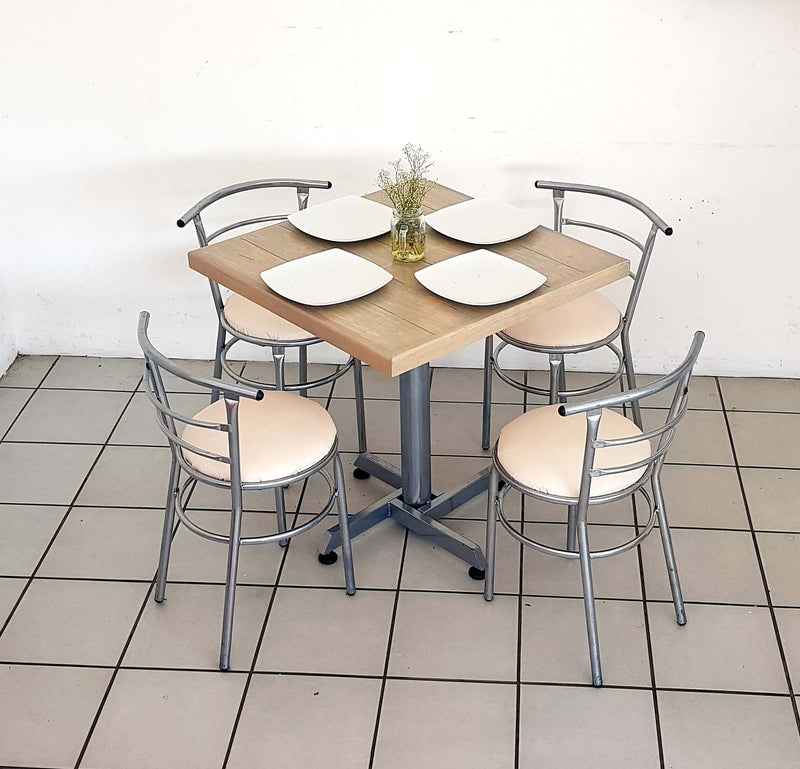 mesa para restaurante vintage de madera con 4 sillas chabely 12