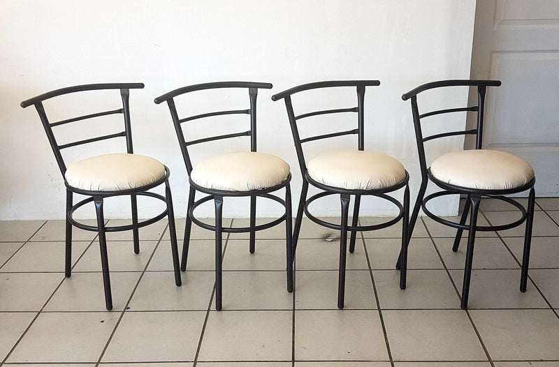 Mesa para Restaurante Emboquillada con 4 sillas Chabely.